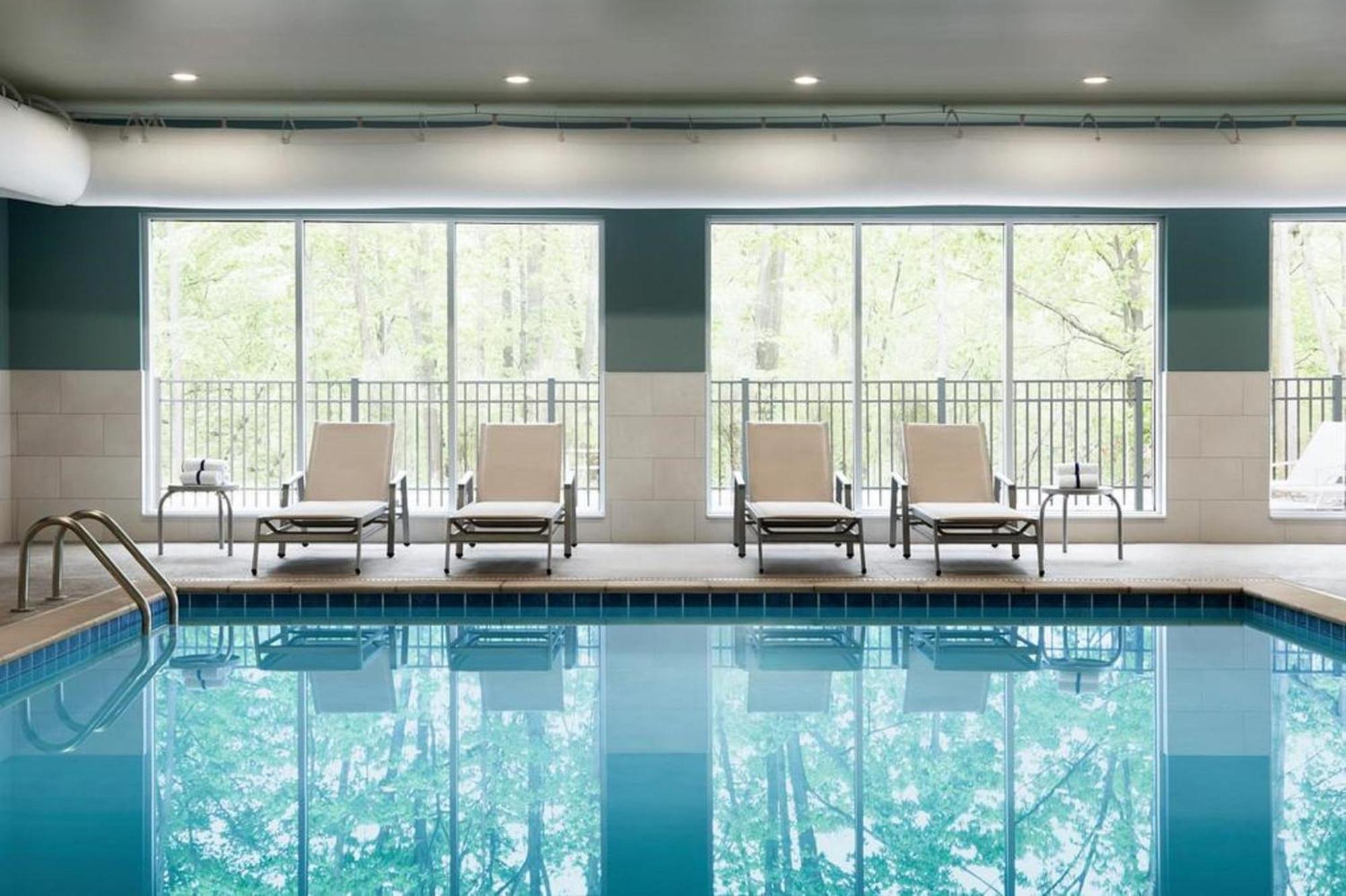 Holiday Inn Express & Suites Chicago - Oak Forest By Ihg Kültér fotó